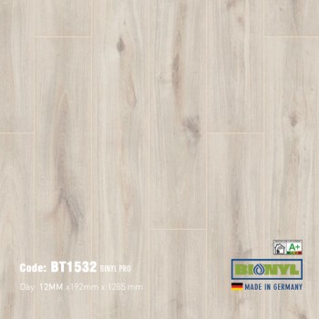 Binyl Pro BT1532
